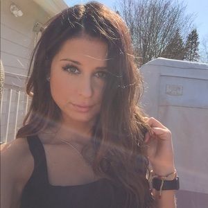 Meet your Posher, Samantha